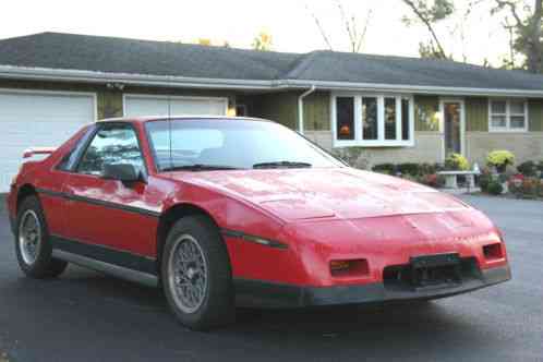 Pontiac Fiero (1986)