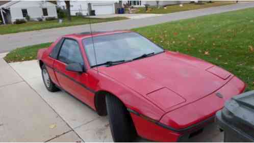 1986 Pontiac Fiero Sports Coupe