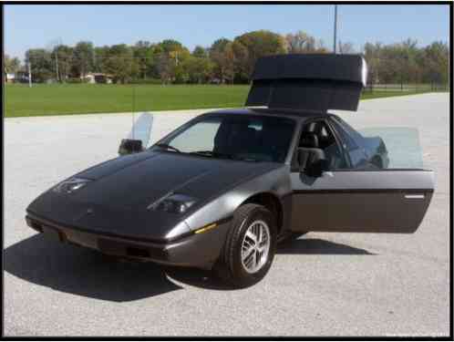 Pontiac Fiero (1984)