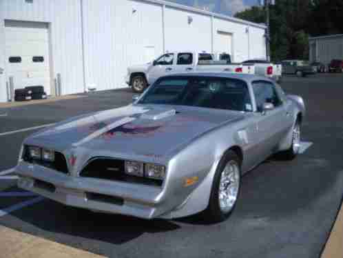 Pontiac Firebird 2 Door Coupe- show (1977)