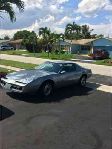 1983 Pontiac Firebird