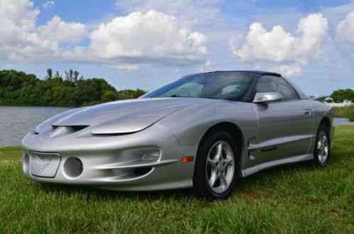 Pontiac Firebird Trans Am (1998)