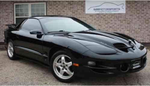 Pontiac Firebird Trans Am Hatchback (2002)