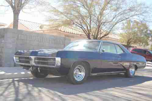 Pontiac Grand Prix GRAND PRIX (1967)