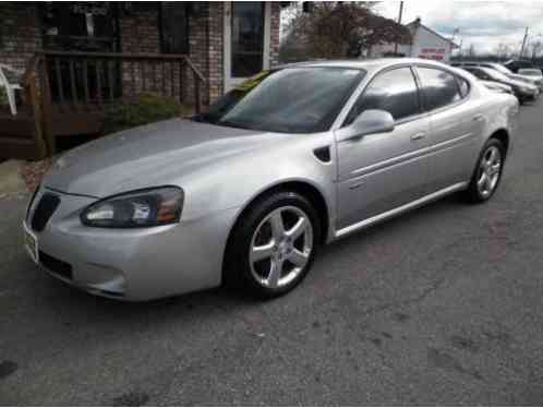 Pontiac Grand Prix GXP 4dr Sedan (2008)