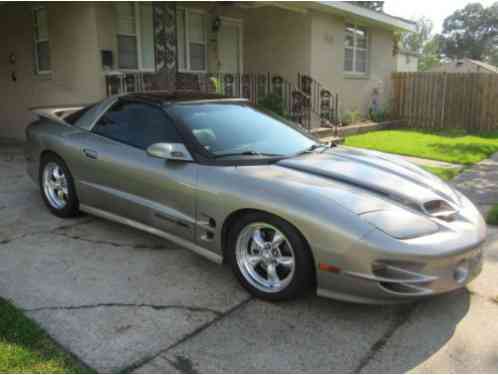 Pontiac Trans Am Coupe (2002)