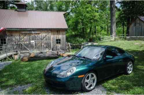 Porsche 911 Carrera 4 (2001)