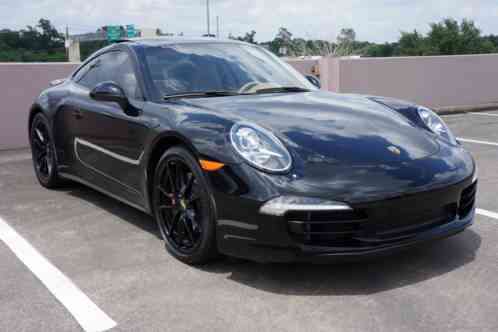 Porsche 911 Carrera 4S, Under (2013)