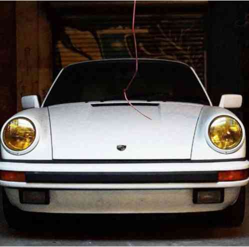 Porsche 911 (1988)