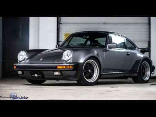 Porsche 911 Carrera Turbo (1986)