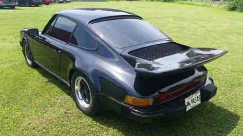 Porsche 911 (1976)