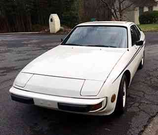 1977 Porsche 924 Martini Edition