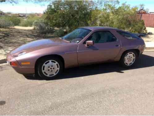 Porsche 928 (1987)