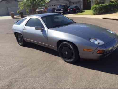 1987 Porsche 928