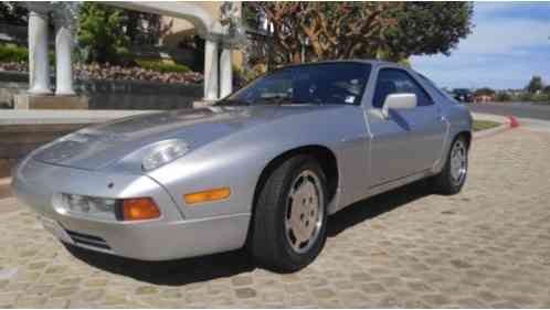 Porsche 928 (1989)