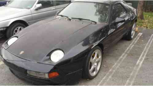 Porsche 928 S4 (1988)