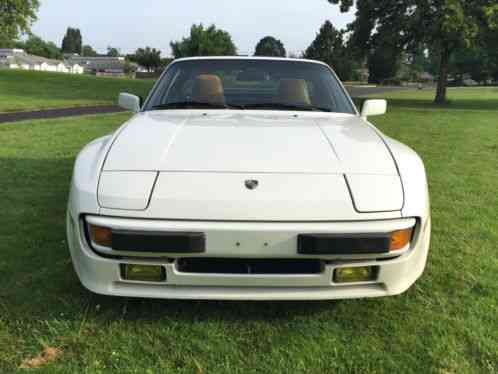 Porsche 944 (1987)