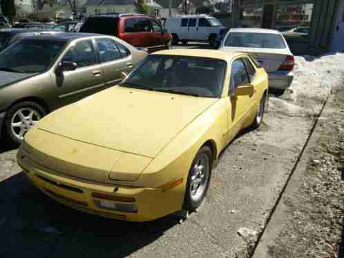 Porsche 944 944 (1986)