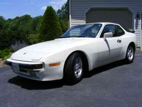 Porsche 944 944 (1985)