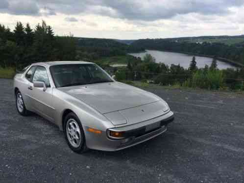 Porsche 944 (1988)