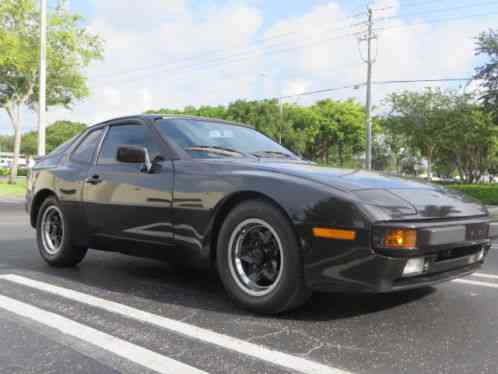 19830000 Porsche 944