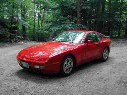 Porsche 944 turbo (1987)