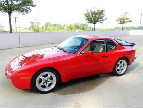 Porsche 944 Turbo S (1989)