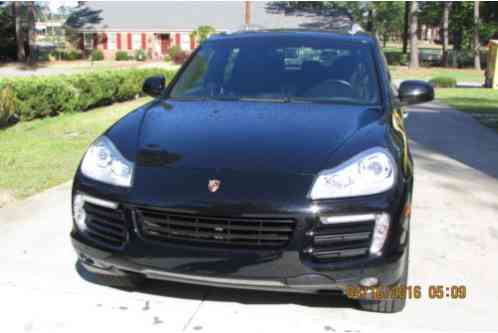 Porsche Cayenne S (2009)