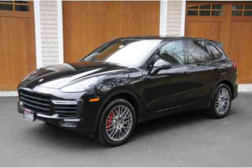 Porsche Cayenne Turbo (2015)