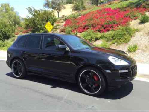 Porsche Cayenne Turbo (2008)