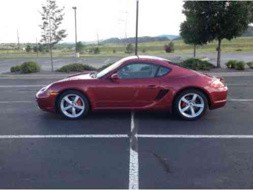 Porsche Cayman S (2008)