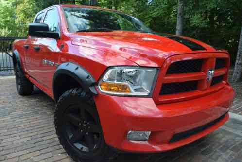 Ram 1500 4WD 4 DOOR ST-EDTION (2012)