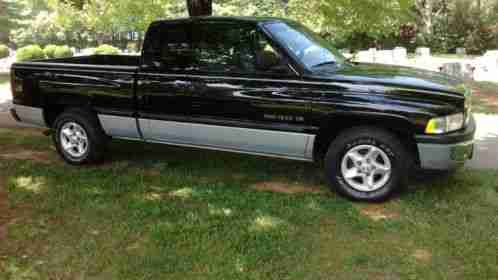 1999 Ram 1500 lariame xlt magnum