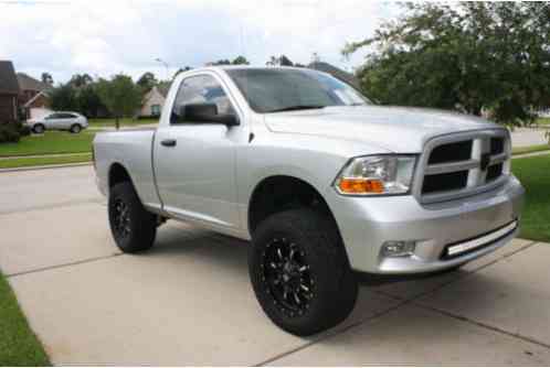 Ram 1500 SLT (2012)