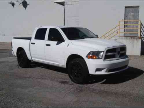 Ram 1500 SLT (2012)