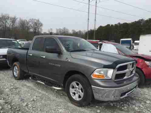 Ram 1500 SLT (2012)