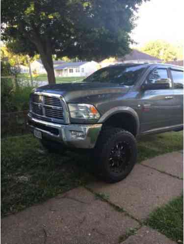 Ram 2500 Laramie (2012)