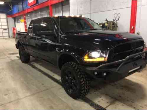 Ram 3500 MEGA CAB (2014)