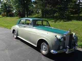 Rolls-Royce Silver Cloud (1956)