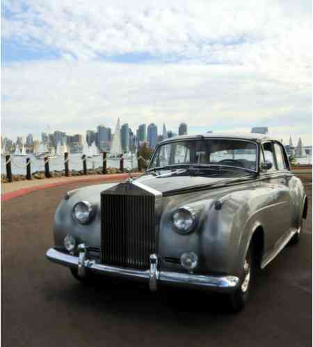 Rolls-Royce Silver Cloud (1955)