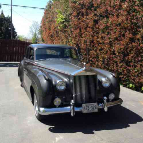 1961 Rolls-Royce SILVER CLOUD