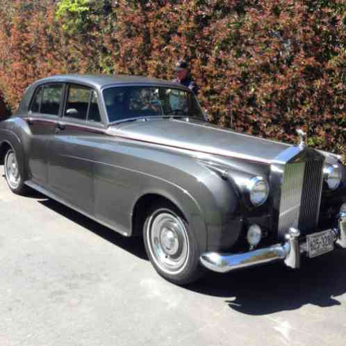 Rolls-Royce SILVER CLOUD (1961)