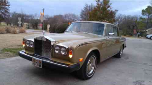 Rolls-Royce Silver Shadow (1977)