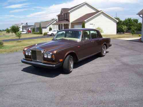 Rolls-Royce Silver Shadow (1976)