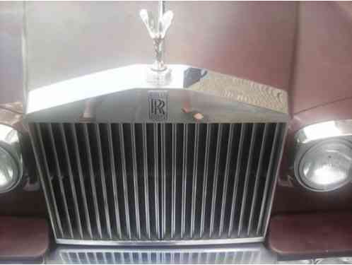 Rolls-Royce Silver Shadow (1976)