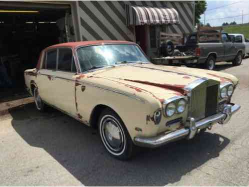 Rolls-Royce Silver Shadow (1969)