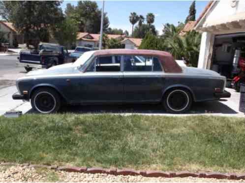 Rolls-Royce Silver Shadow (1975)