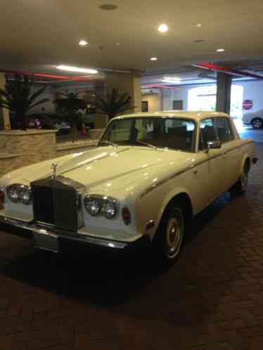 Rolls-Royce Silver Shadow Silver (1978)