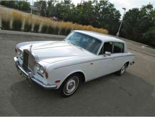 Rolls-Royce Silver Shadow SILVER (1972)