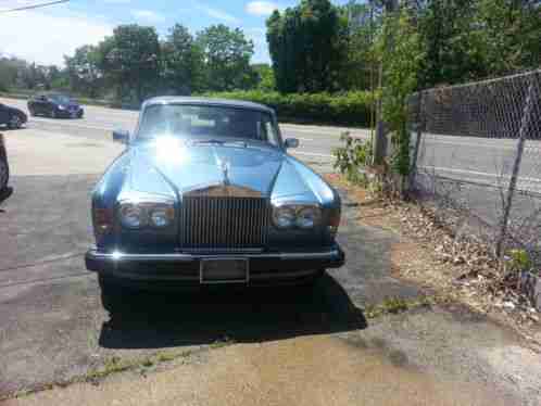 Rolls-Royce Silver Shadow Silver (1974)